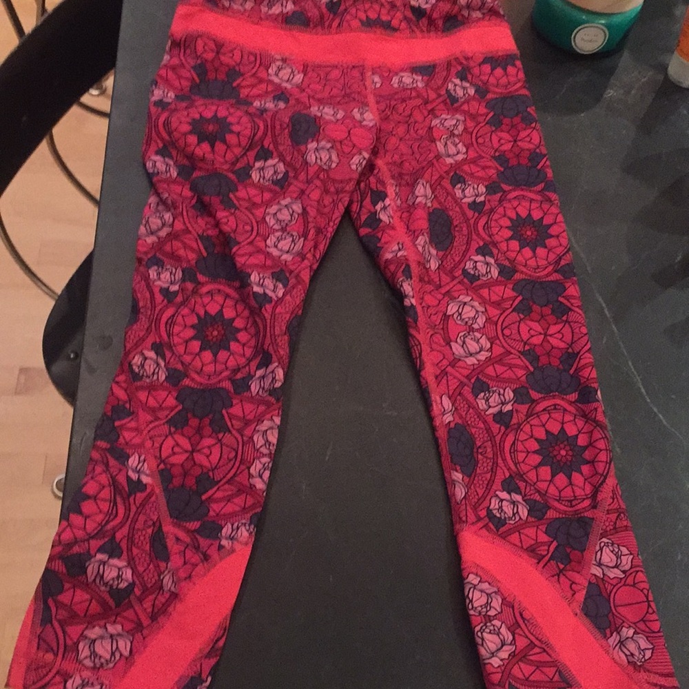 Lululemon cropped leggings
